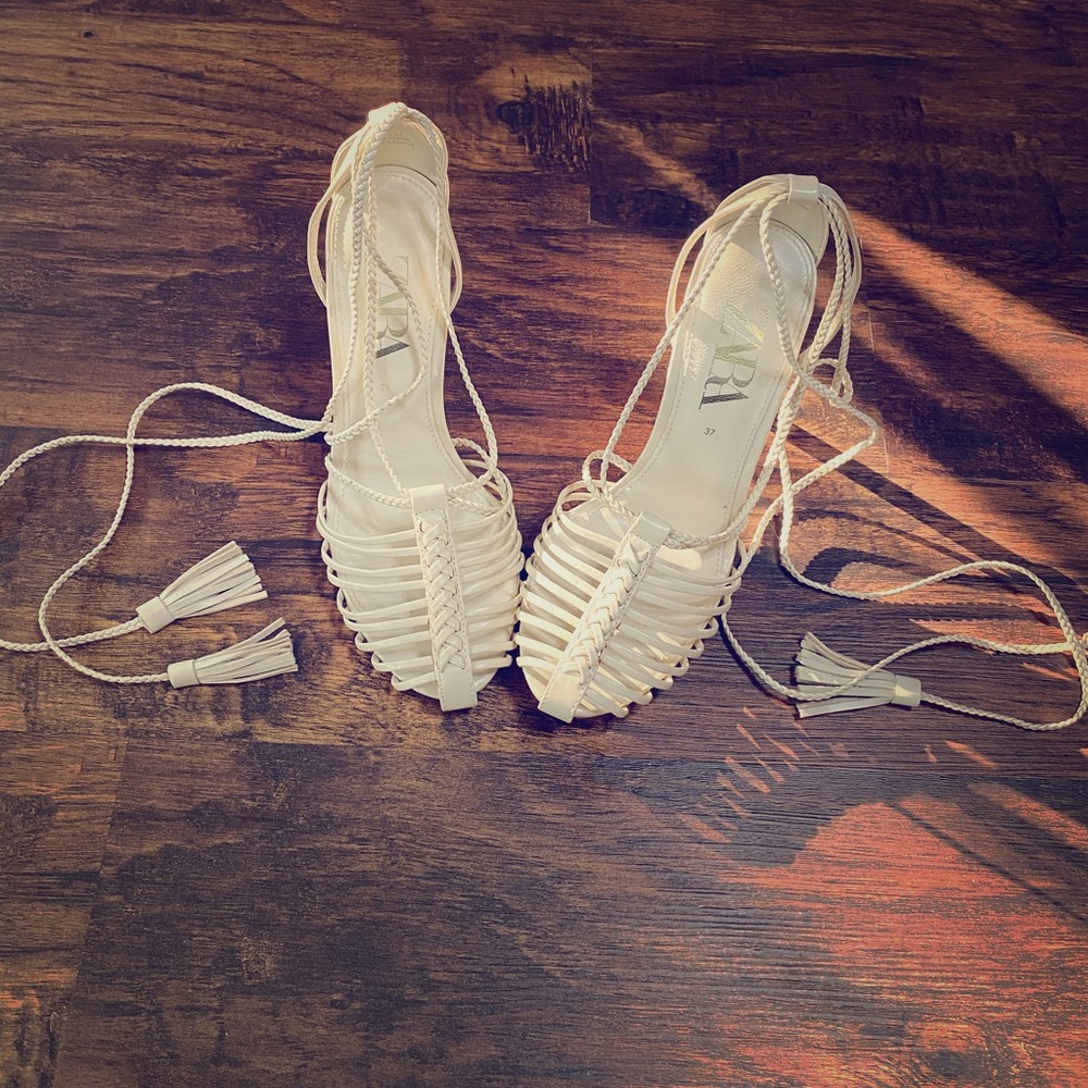 Tie up Zara heels